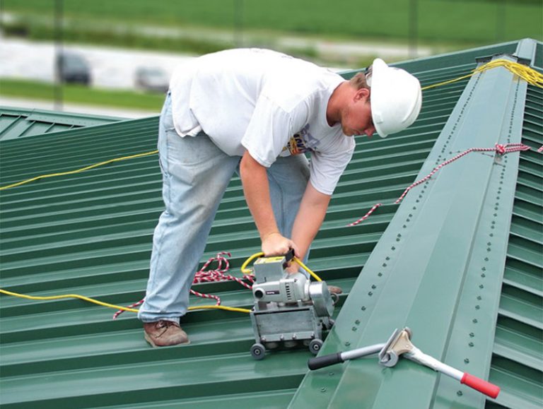 Weather resistant roofing systems for industrial builidngs in West Michigan